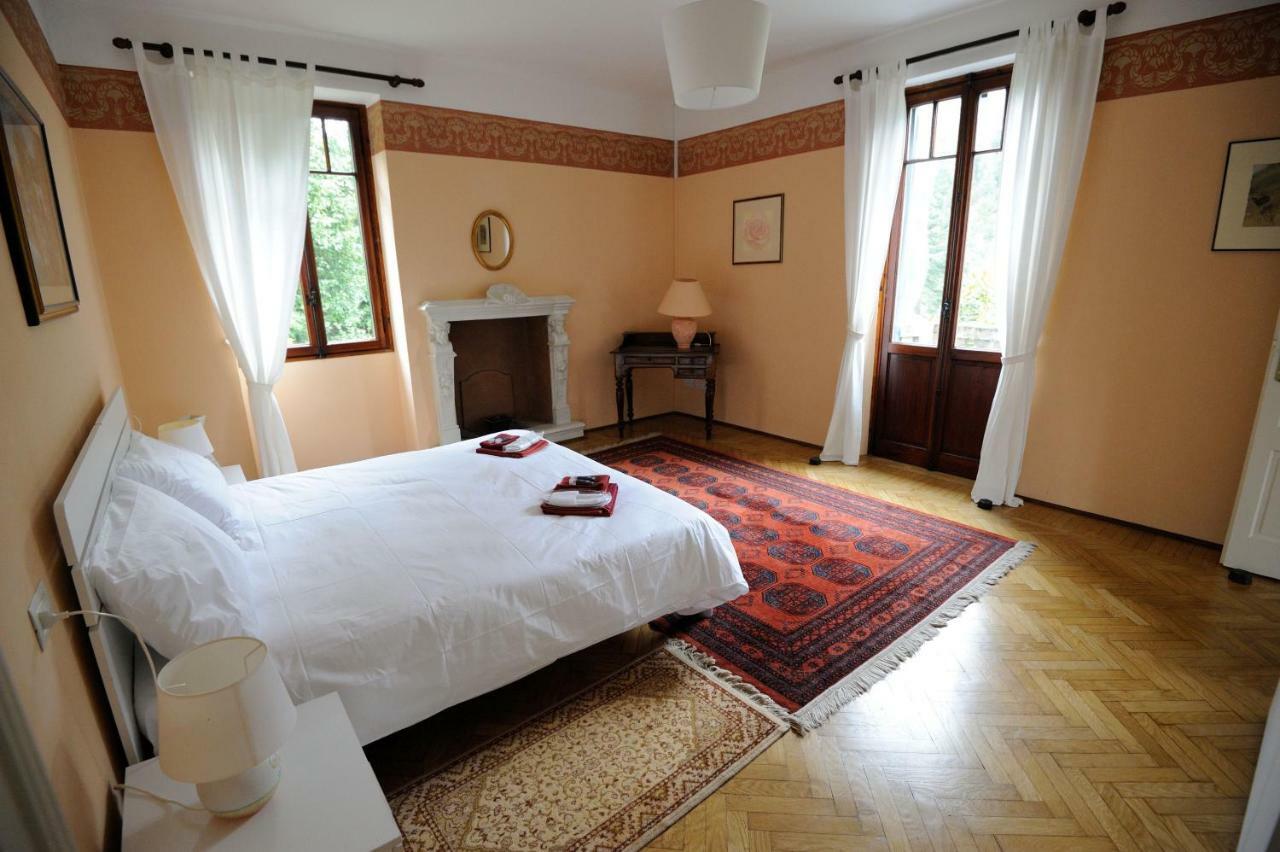 Bed and Breakfast Il Motto Di Tommy Castelveccana Екстер'єр фото